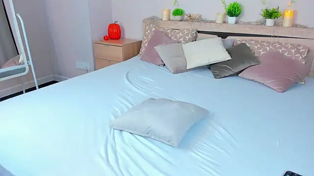 Chatroom XXX en direct de Virginia_Robinson