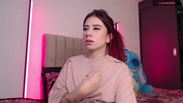 Chat +18 de Your_rosalie ao vivo