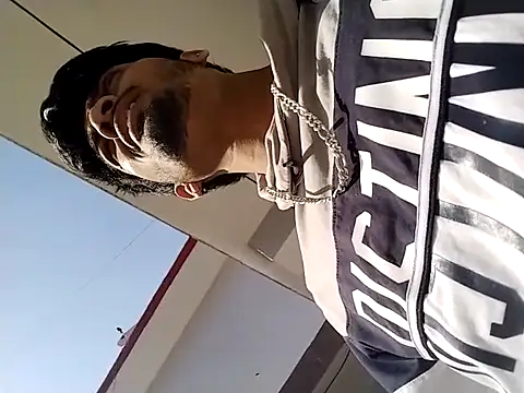 Wild_Vassu – Naživo XXX chat