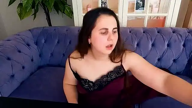 MikaFoxy's Live XXX Chat