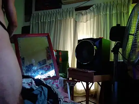 amoralall webkamerás műsora