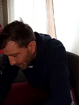 Alexdaniel89 现场XXX聊天