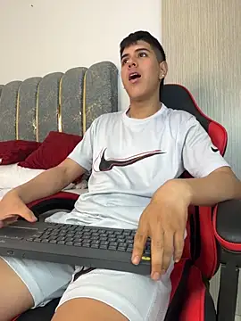 Онлайн чат XXX Angel_khouri_