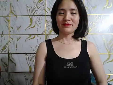 Lyzizi_lovely09 在線直播表演