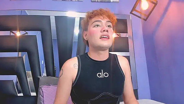 VeluniLiore live XXX chat