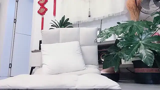 B-Yaya 现场性爱视讯表演