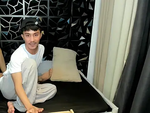 Chat XXX ao vivo de Urloverhardcock