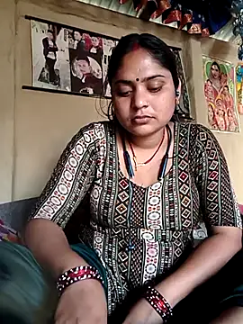 Aanushaka's Webcam Show