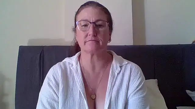 Czat XXX na żywo – Flirty_Siennax