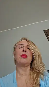 MariaRichi_ লাইভ XXX চ্যাট