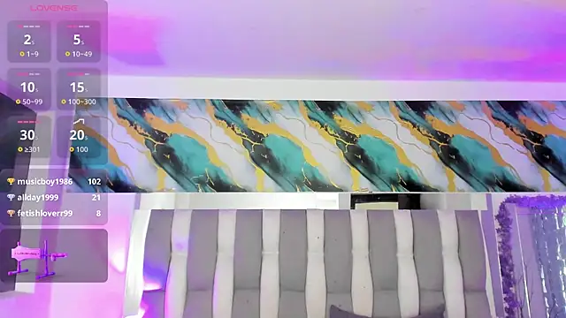 IsaDiiaz 现场XXX聊天