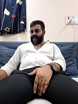 Fun_Guuy Chat XXX live