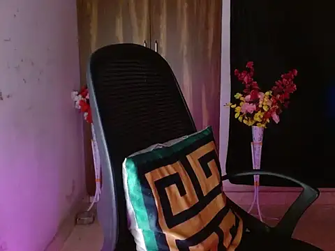 Roiseeee Chat XXX in diretta