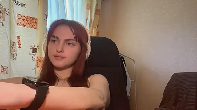 alisaonlyforu Adlı Modelin Web Kamerası Şovu