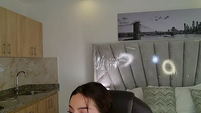 Saskia_litt Show in webcam