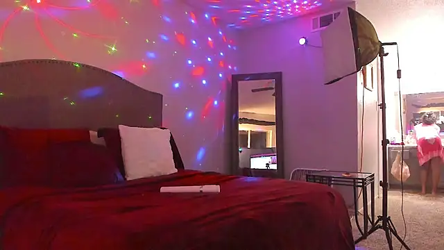 yiauana Chat XXX in diretta