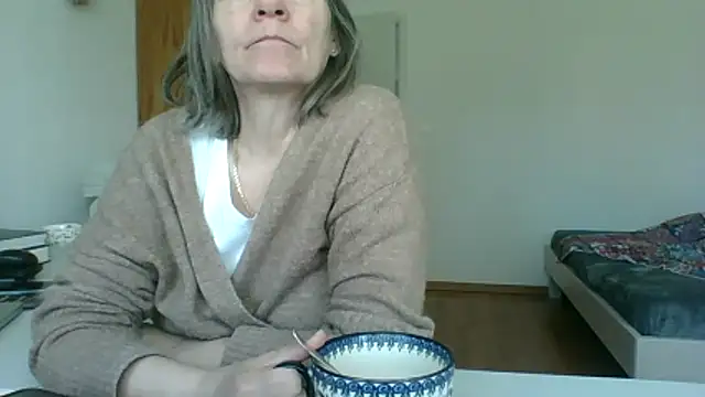 Laura_Sensuale Show in webcam