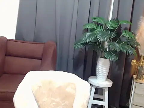 NautyBoyBrazeen_143 Show Webcam