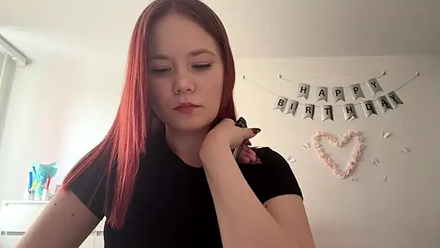 Chatroom XXX en direct de BernieceFender