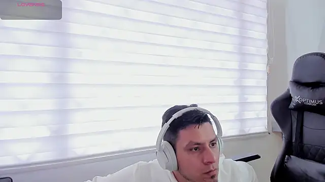 Rick_Adams webkamerás műsora