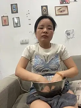 Ivy_Trix2 Chat XXX in diretta