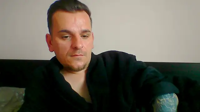 Huge_cock22cm Webcam show