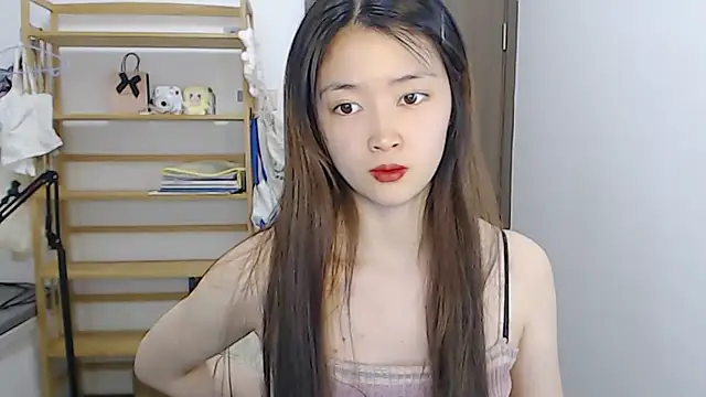 Mimi-cnbaby's Live XXX Chat