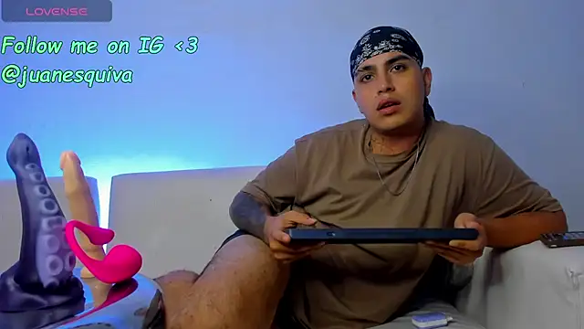 ThomasThundr Chat XXX in diretta