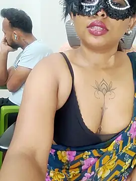 Czat XXX na żywo – Trending_Couple