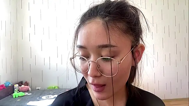 YourMiIa Live XXX-chat