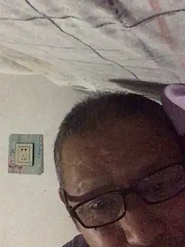 Chat +18 de yaocaobi8 ao vivo