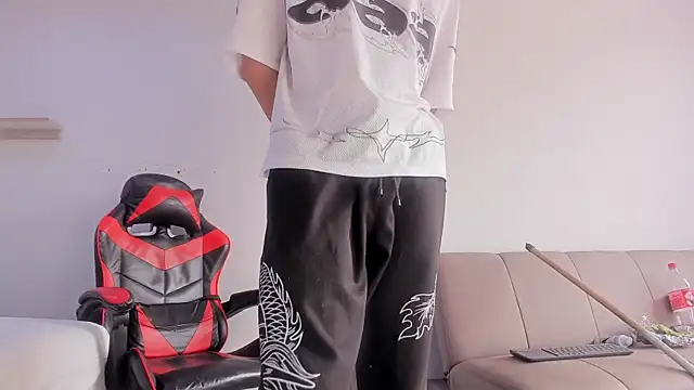 JackesTaylor Show in webcam