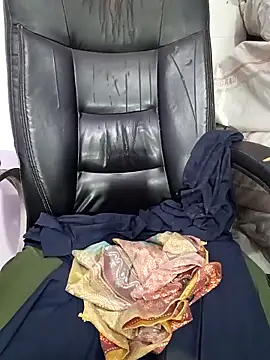 KumarSilencesex21 Show in webcam