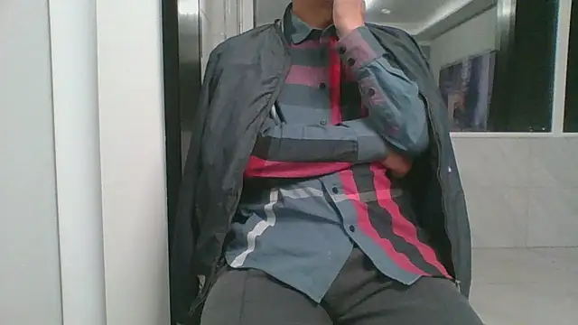 nole_china7 Show in webcam