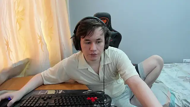 Show modela iliaskrislove na web-kameri