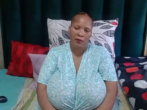 CaramelMelons78 webcam show