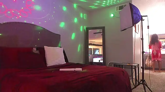 yiauana Chat XXX in diretta