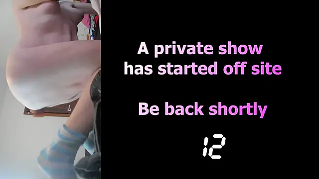 CDAdalyn Show in webcam