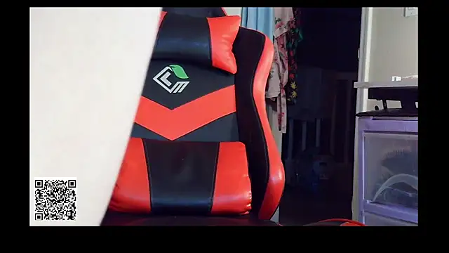 sugahfreeee Chat XXX in diretta