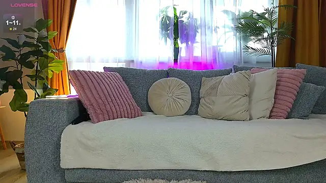 แชท XXX สดของ SereneRhodes