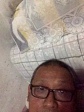 yaocaobi8's Live XXX Chat