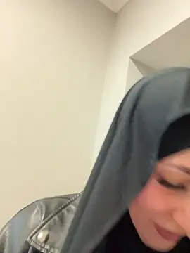 FlexibleDoll_'s Webcam Show