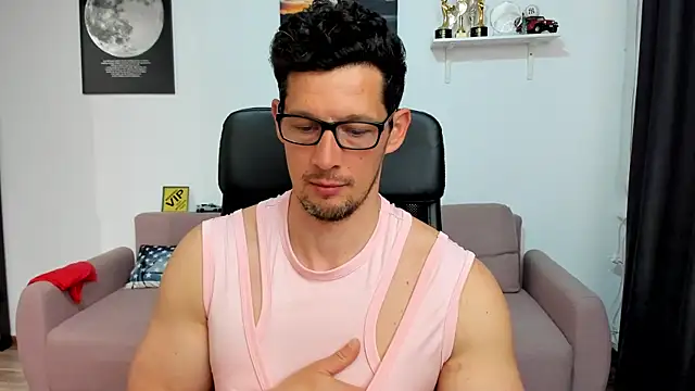 BrutusK08 ওয়েবক্যাম শো