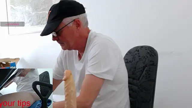 MrPondaro's Webcam Show