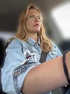 Chat XXX en directo de AnastasiaAniess