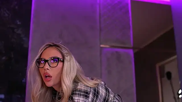 Chat XXX en directo de SelenaFrost