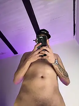 the_knights_of_the_night Show Webcam