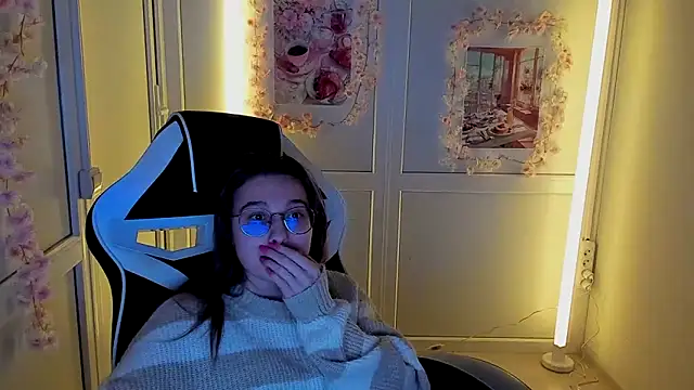 Mia_kristal Obrolan Langsung XXX