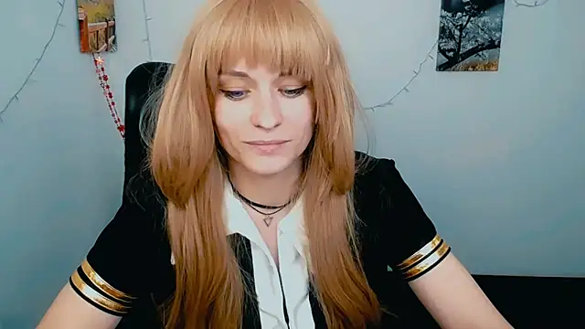 PeppyMia Chat XXX live
