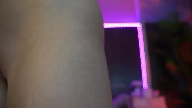 XXX chat uživo modela MolyStone